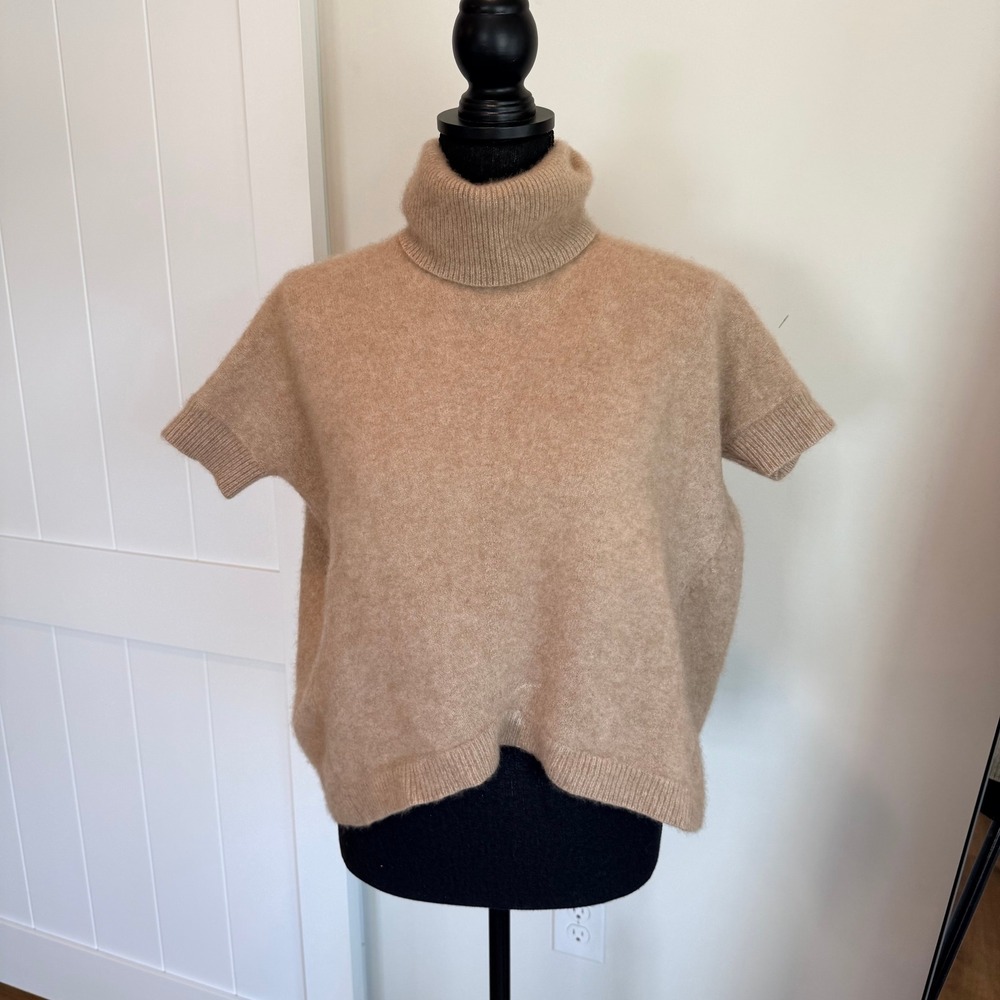 Theory 100% Cashmere Camel Beige Knit Short Sleeve Turtleneck Sweater Size S